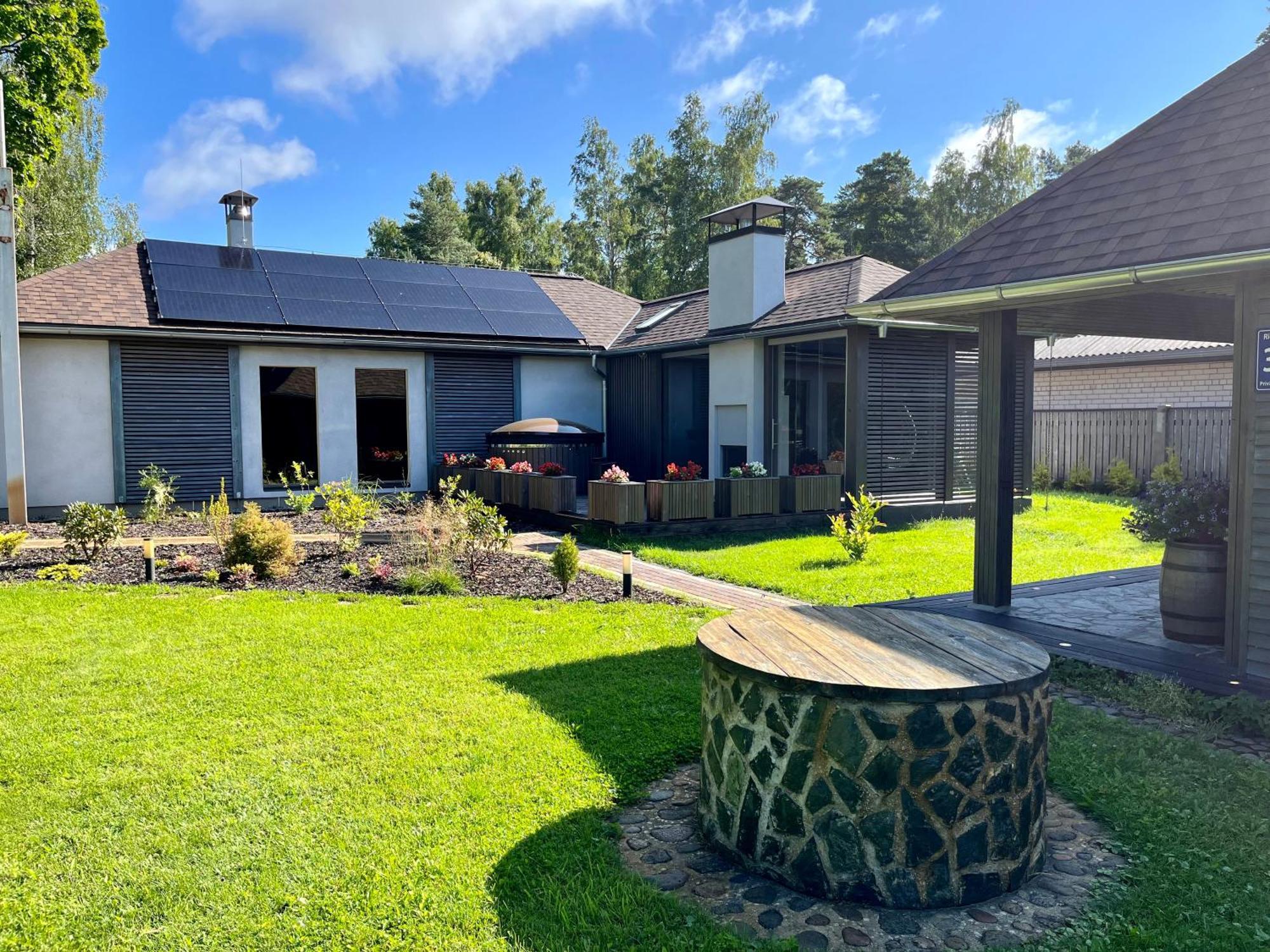 Clockhouse Cottage Саулкрасты Экстерьер фото